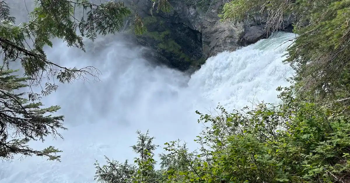 Water flowing over Cariboo Falls, BC